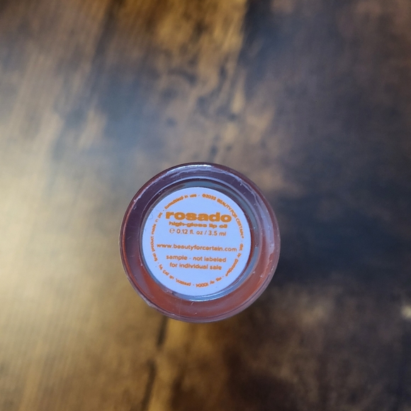 Lip oil - Picture 3 of 3